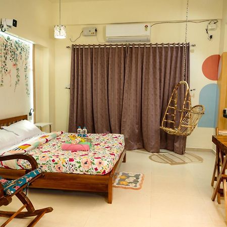 La Mira Casa Karjatヴィラ エクステリア 写真