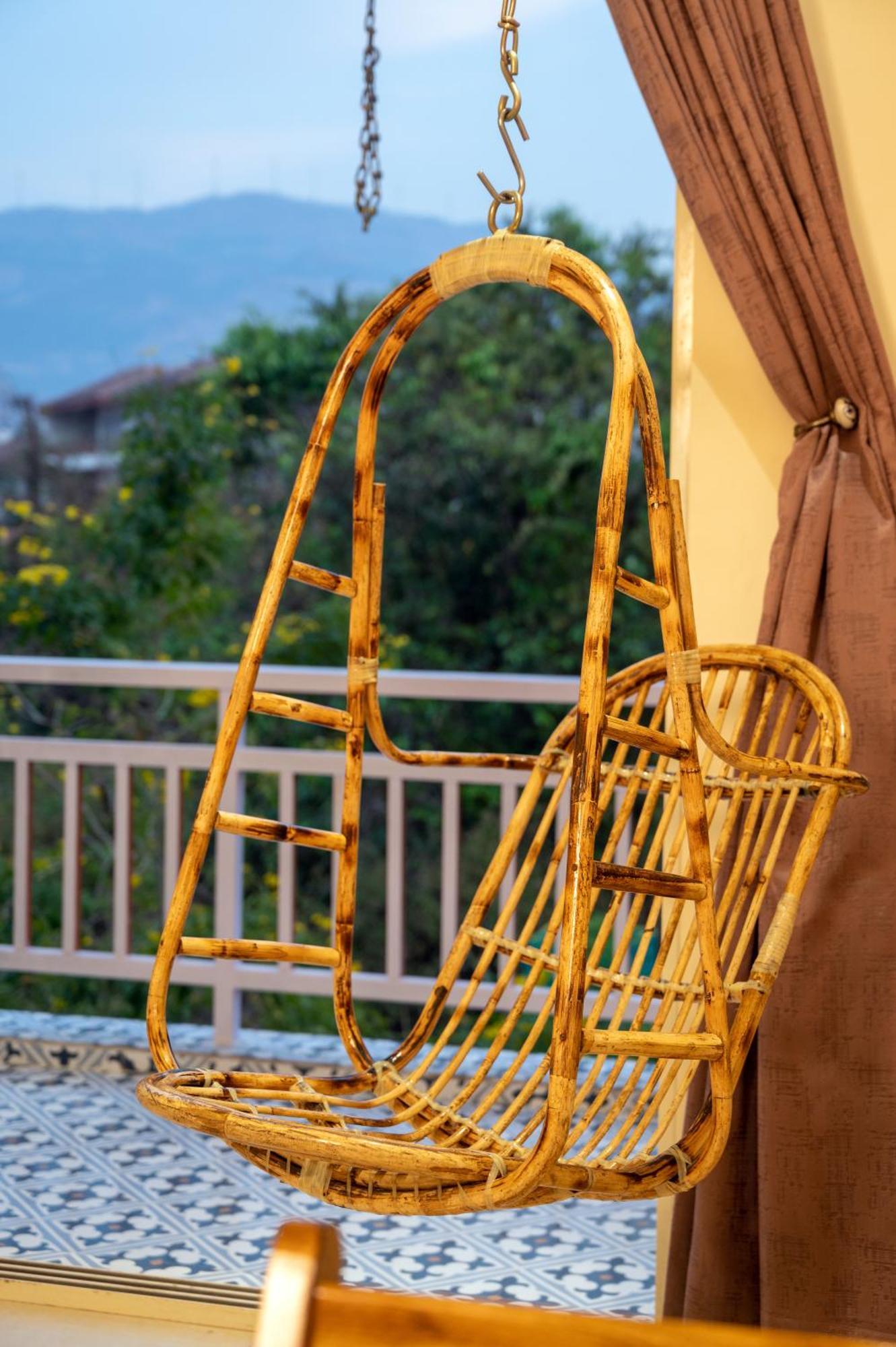 La Mira Casa Karjatヴィラ エクステリア 写真